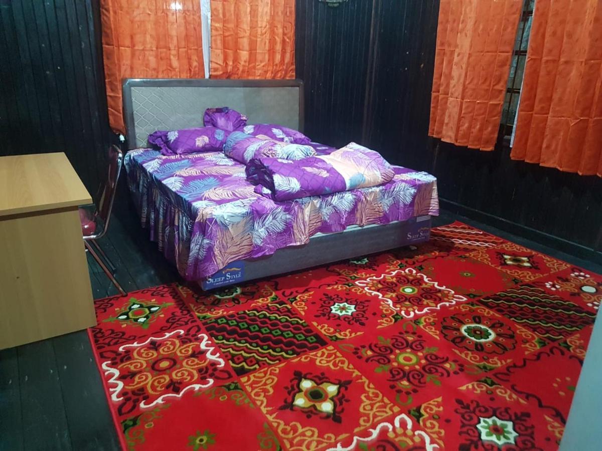 Mimi Guest House Syariah Пангкалан Бун Экстерьер фото